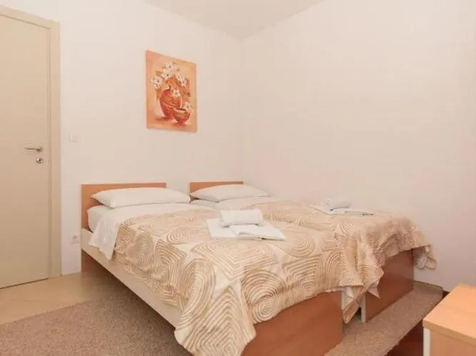 Apartments Nikolina St - Comfort Two Bedroom Apartment A1 Split 0*,