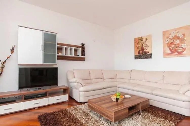 Apartments Nikolina St - Comfort Two Bedroom Apartment A1 Split